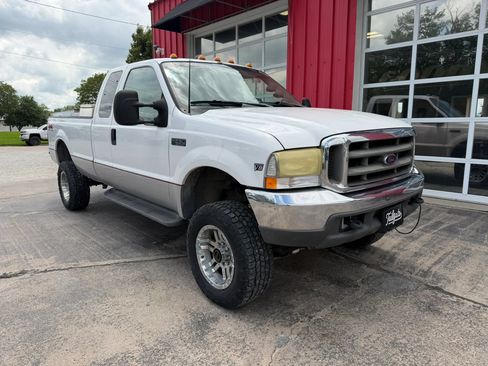 Used 1999 Ford F250 4x4 SuperCab Super Duty image 2