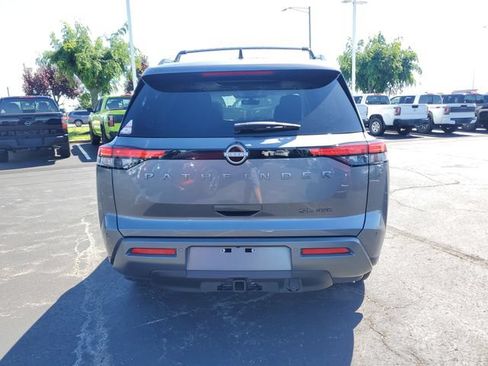 New 2026 Nissan Pathfinder SL AWD/4WD image 6