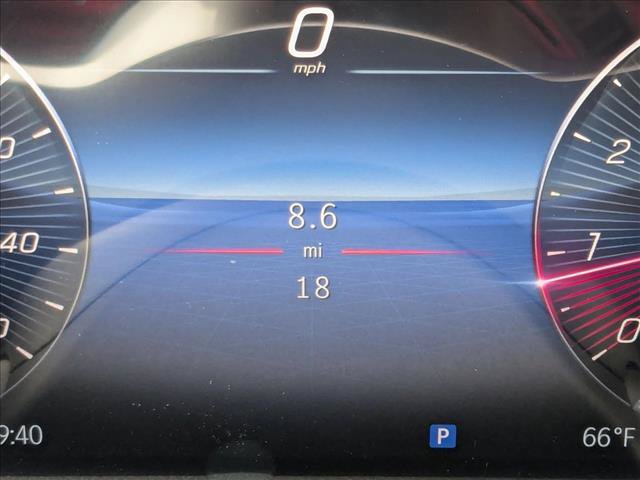 Used 2026 Mercedes-Benz GLB 250 image 11