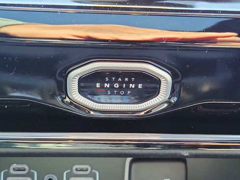 New 2026 Jeep Grand Cherokee Limited AWD/4WD image 20