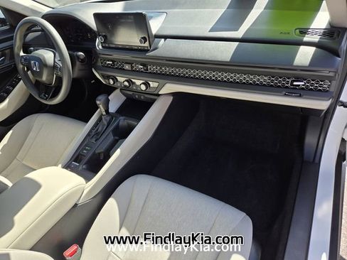 Used 2023 Honda Accord EX image 20