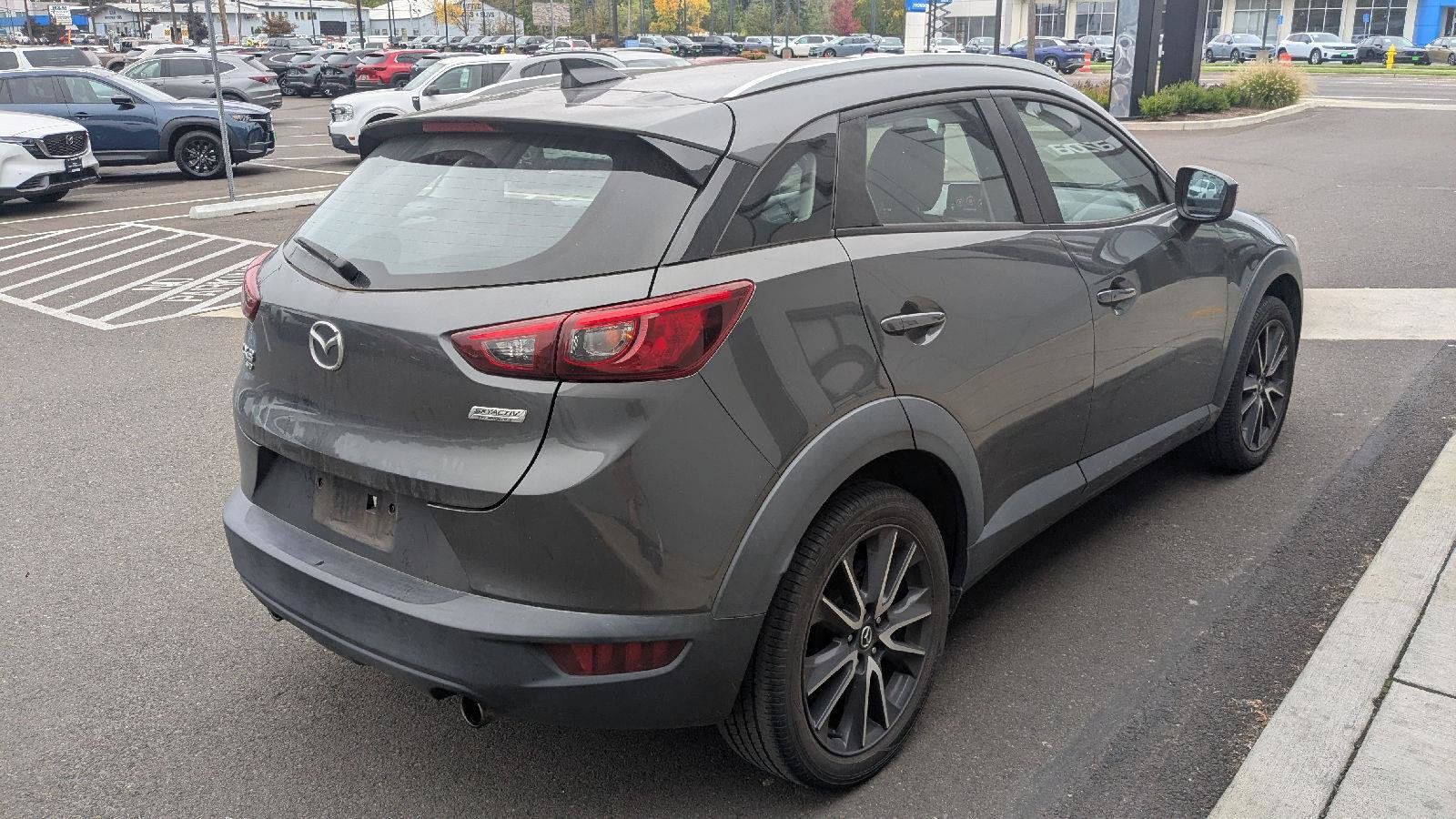 Used 2018 MAZDA CX-3 Touring AWD/4WD image 3