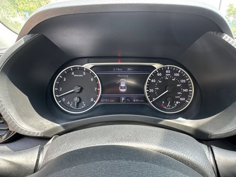 Used 2024 Nissan Sentra SV FWD image 26