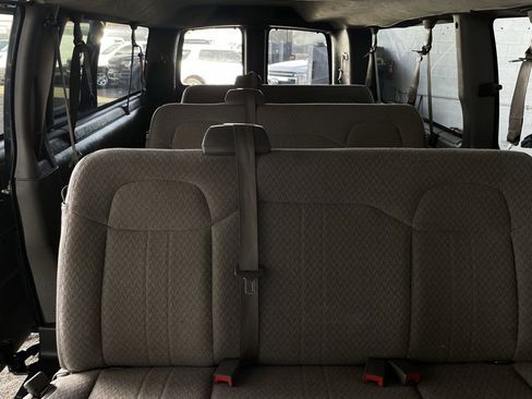 Used 2017 Chevrolet Express 3500 LT w/ LT Preferred Equipment Group image 15