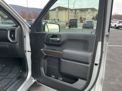 Used 2022 Chevrolet Silverado 1500 LT image 22