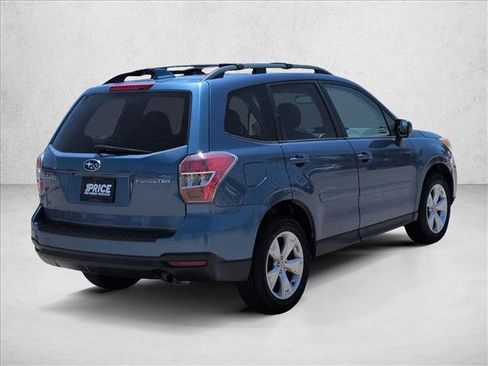 Used 2016 Subaru Forester 2.5i Premium w/ All-Weather Package AWD/4WD image 5