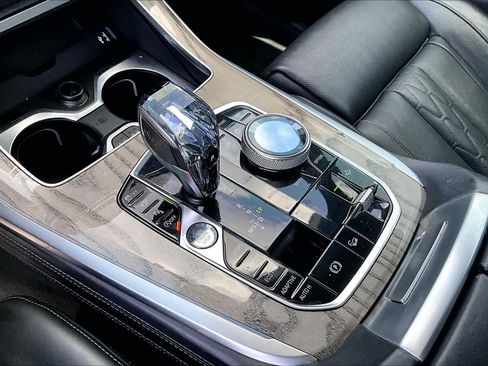 Used 2019 BMW X7 xDrive50i w/ Dynamic Handling Package AWD/4WD image 15