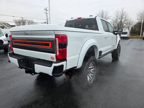 New 2026 Ford F250 Lariat w/ Black Appearance Package image 5