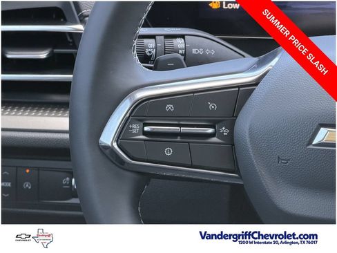 New 2026 Chevrolet Traverse LT FWD image 13