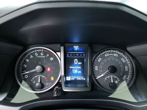 Used 2022 Toyota Tacoma TRD Pro AWD/4WD image 17