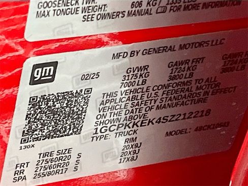 Used 2025 Chevrolet Silverado 1500 LT image 32