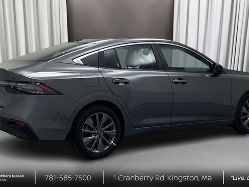 New 2026 Nissan Sentra SL w/ Floor Mat Package image 5