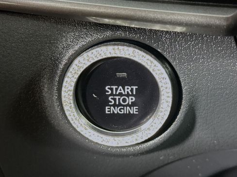 Used 2023 MAZDA MAZDA3 s image 21