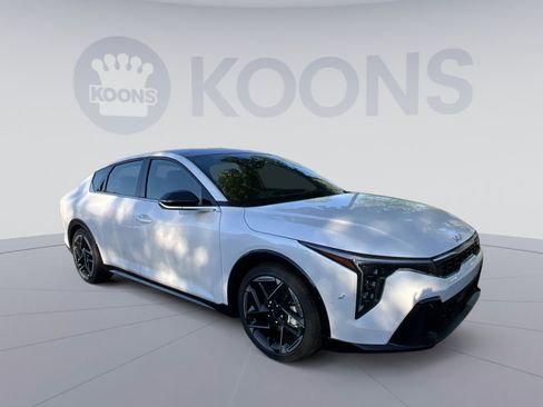 New 2026 Kia K4 GT-Line FWD image 2