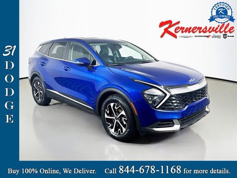 Used 2023 Kia Sportage EX image 1