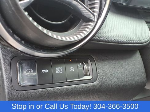 Used 2025 Chevrolet Equinox LT w/ Convenience Package II AWD/4WD image 17