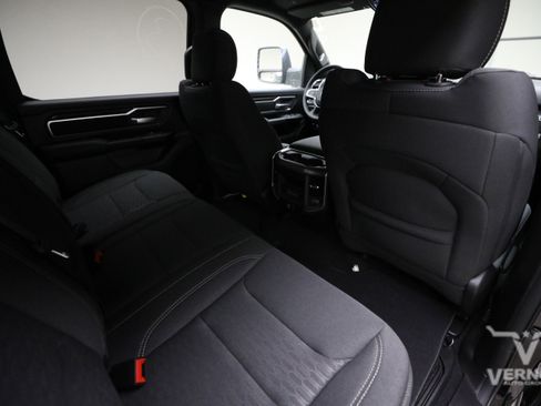 New 2026 RAM 1500 Big Horn AWD/4WD image 12