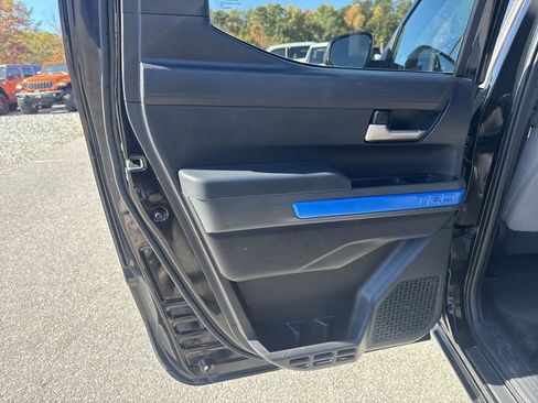 Used 2024 Toyota Tacoma TRD Off-Road image 27