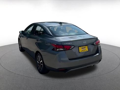 Used 2025 Nissan Versa SV FWD image 11