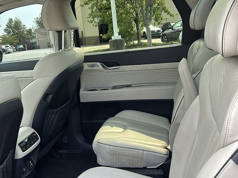Used 2024 Hyundai Palisade Calligraphy image 29