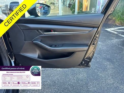 Used 2023 MAZDA MAZDA3 s FWD image 25