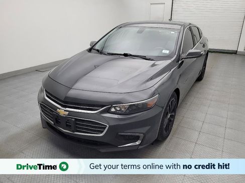 Used 2017 Chevrolet Malibu LT FWD image 1