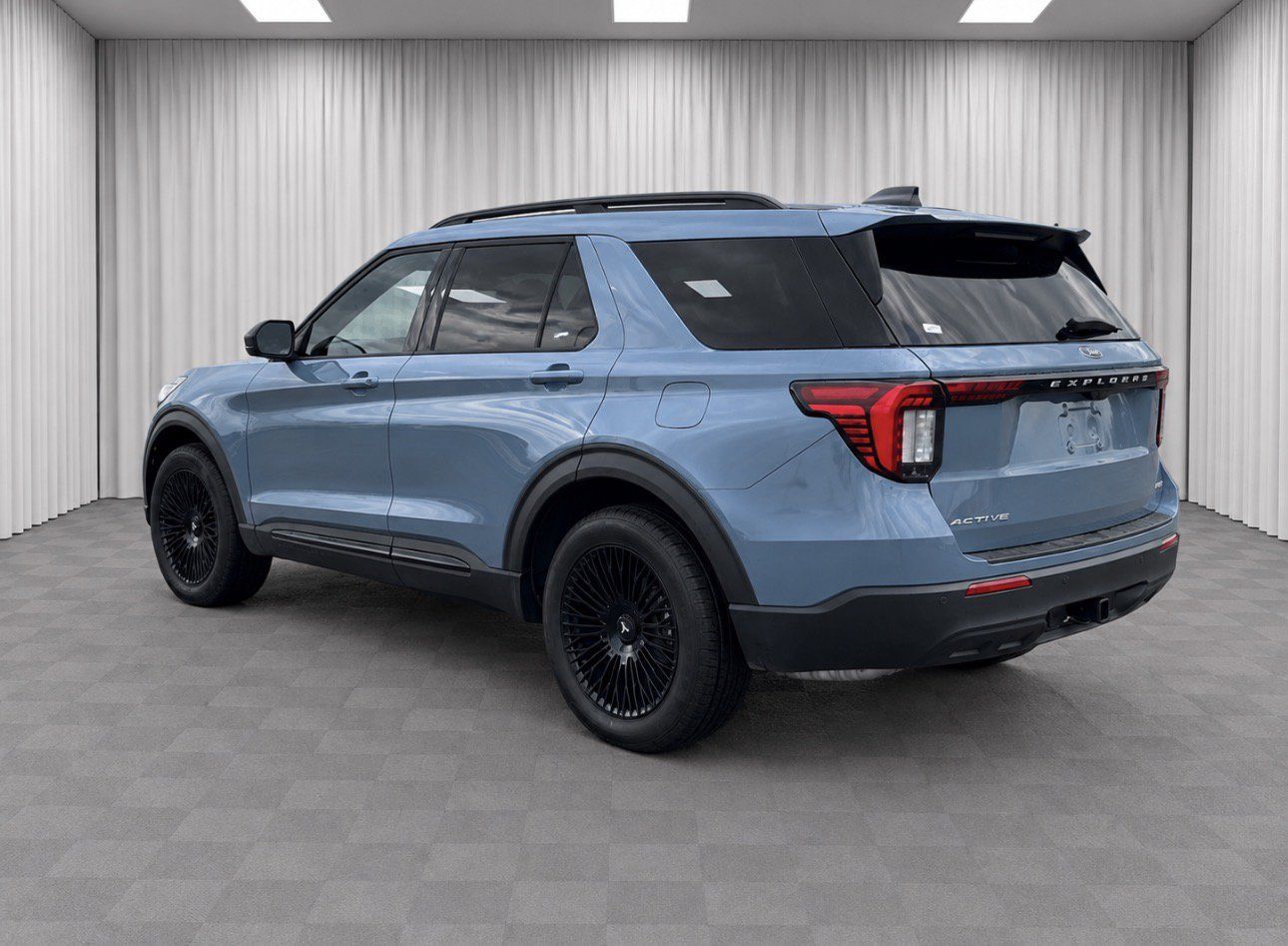 Used 2026 Ford Explorer Active AWD/4WD image 6