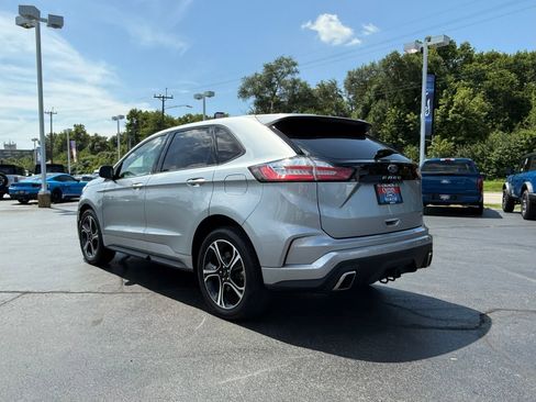 Used 2024 Ford Edge ST image 8