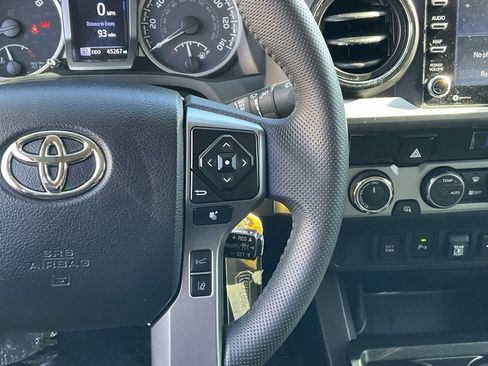 Used 2021 Toyota Tacoma SR5 image 41