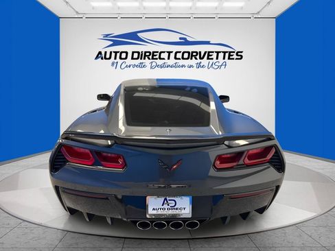 Used 2018 Chevrolet Corvette Stingray Coupe w/ Carbon Flash Badge Package RWD image 34