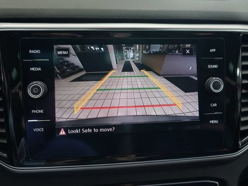 Used 2018 Volkswagen Atlas SEL AWD/4WD image 8