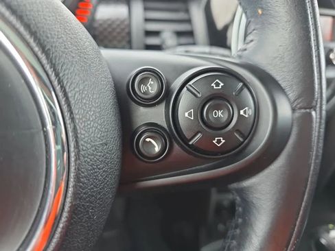 Used 2015 MINI Cooper S image 18