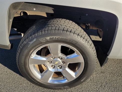 Used 2017 Chevrolet Silverado 1500 LT w/ Texas Edition image 4