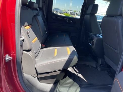 Used 2025 GMC Sierra 1500 AT4 w/ AT4 Premium Package AWD/4WD image 20
