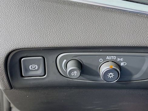 Certified 2021 Buick Enclave Premium w/ Sun and Sites Package image 9