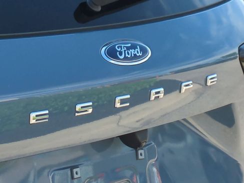 Used 2024 Ford Escape ST-Line w/ Tech Pack #1 AWD/4WD image 13