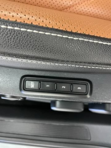 Used 2023 Volkswagen Jetta SEL FWD image 15