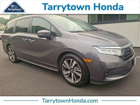 Used 2024 Honda Odyssey Touring image 1