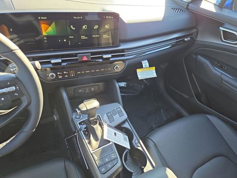New 2026 Kia Sportage EX image 22