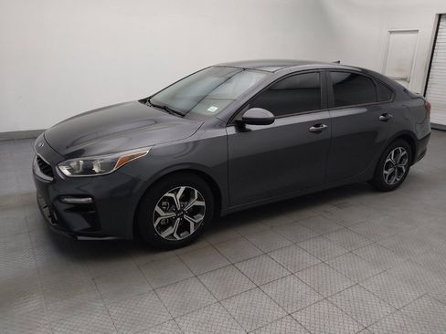 Used 2021 Kia Forte LXS FWD image 2