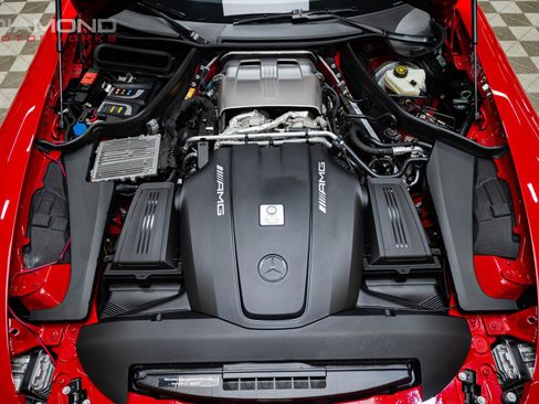 Used 2018 Mercedes-Benz AMG GT C image 23