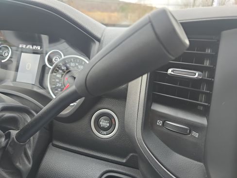 Used 2022 RAM 3500 Tradesman image 25