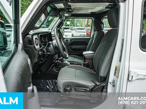 Used 2025 Jeep Wrangler Unlimited Sport AWD/4WD image 19