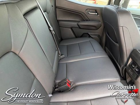 Used 2025 Chevrolet Colorado LT w/ LT Convenience Package AWD/4WD image 19