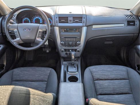 Used 2010 Ford Fusion SE image 16