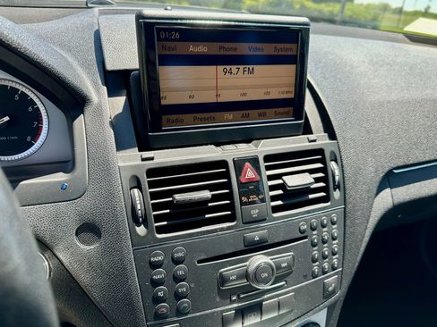 Used 2008 Mercedes-Benz C 300 4MATIC Sedan image 21