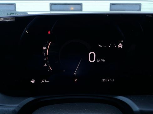 Used 2025 Buick Encore GX Preferred image 36