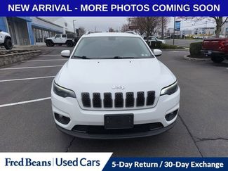 Used 2019 Jeep Cherokee Latitude Plus w/ Comfort/Convenience Group video 2