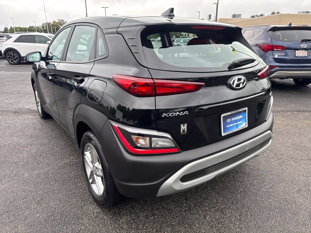 Certified 2023 Hyundai Kona SE AWD/4WD image 4