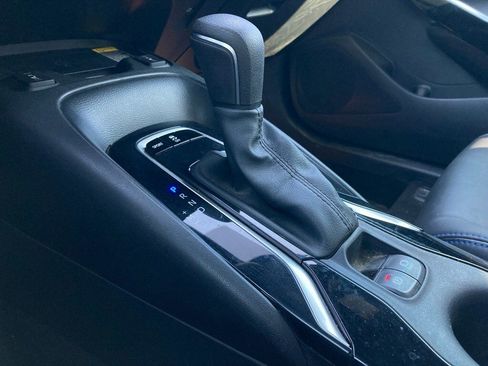 Used 2022 Toyota Corolla XSE image 26